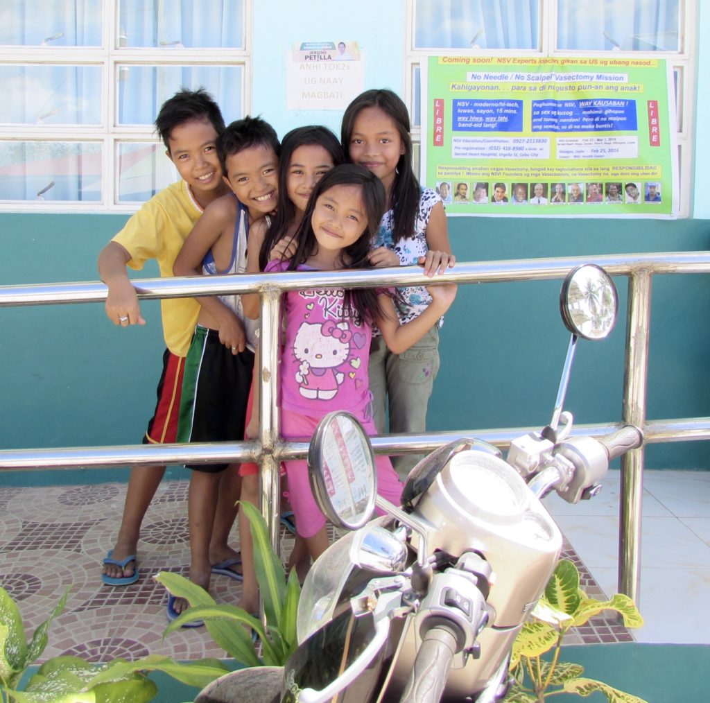 Filipino children by Rural Health Unit in Hilongos